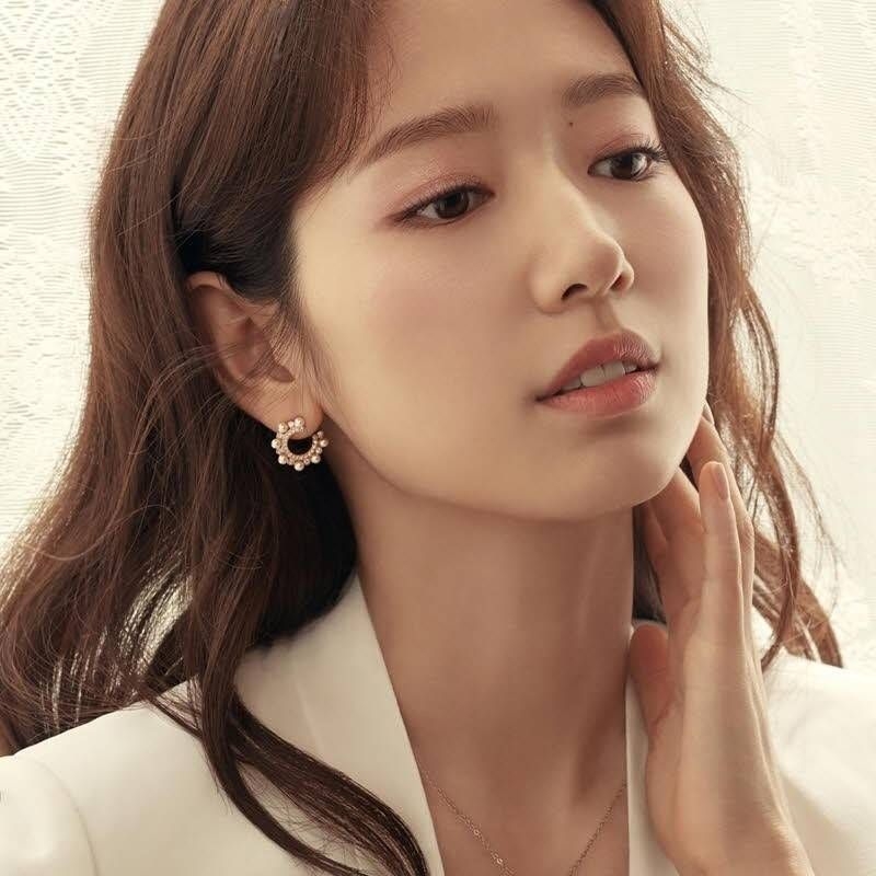 粉絲拍下的朴信惠瞬間