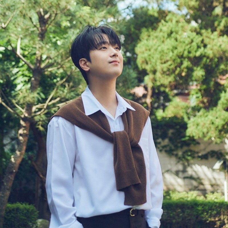Momen yang diabadikan oleh penggemar Lee Chanwon