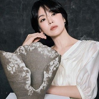 A moment captured by a fan of Song Hyekyo