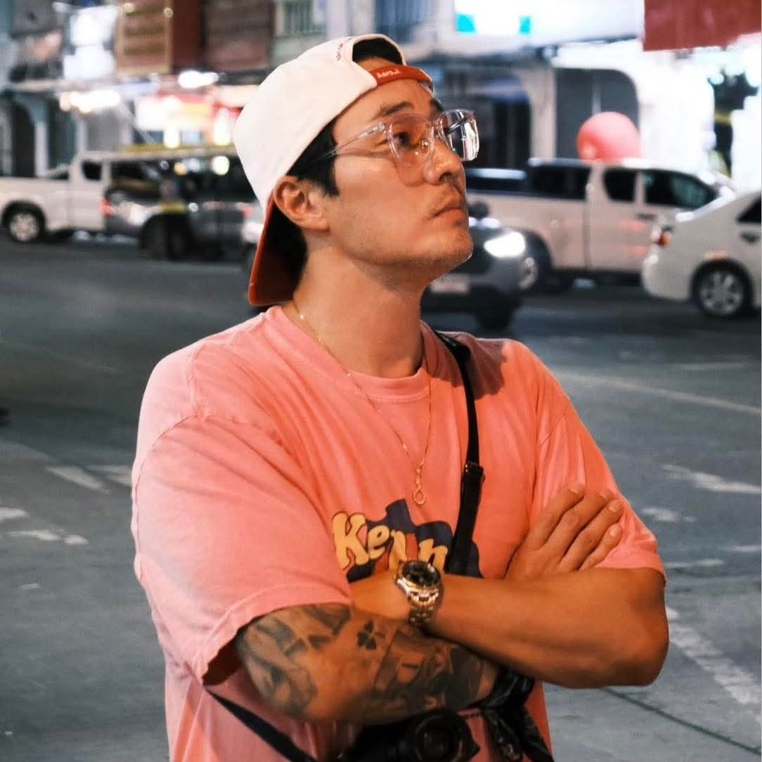 Recent activity shot of So Jisub