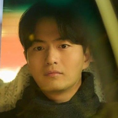 Recent activity shot of Lee Jinwook