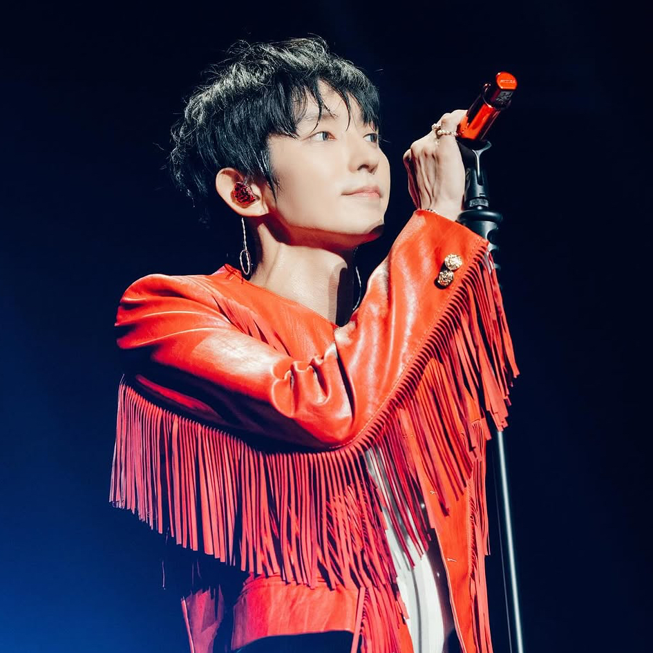 Behind-the-scenes cut of Lee Joongi