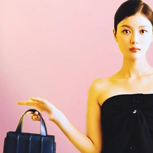 Behind-the-scenes cut of Kim Youjung