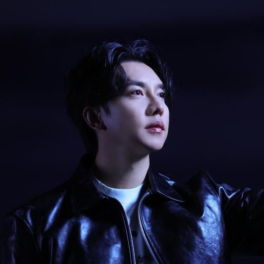 李昇基的最新照片