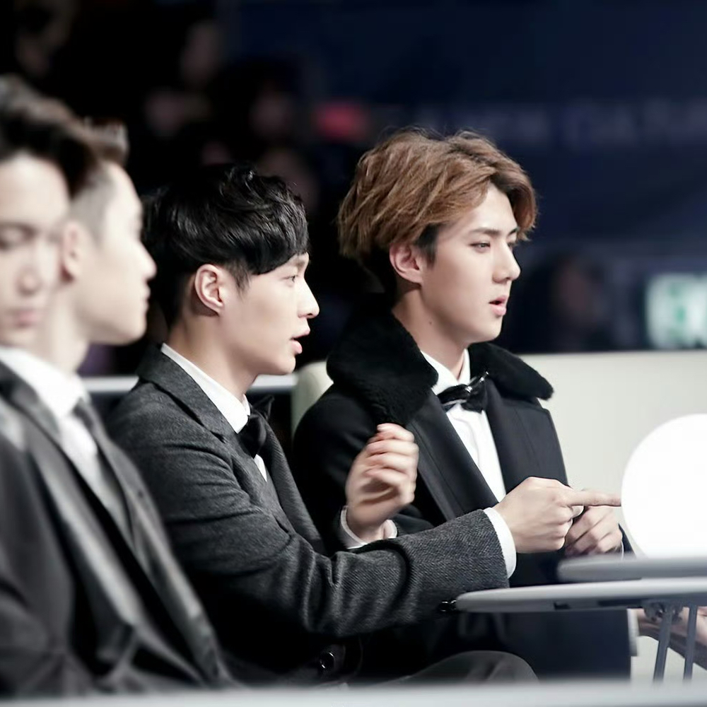 도경수 (디오) 최근 활동샷