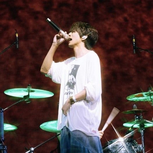 Latest photo of Lee Seungyoon