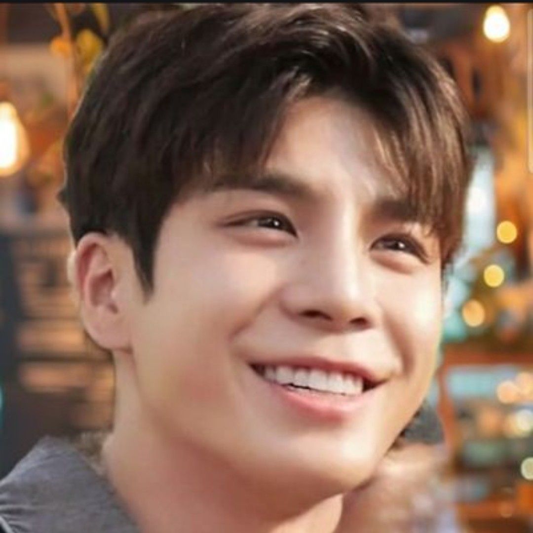 Behind-the-scenes cut of Jeong Dongwon