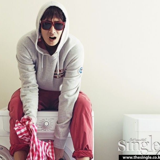 Latest photo of Lee Sunkyun