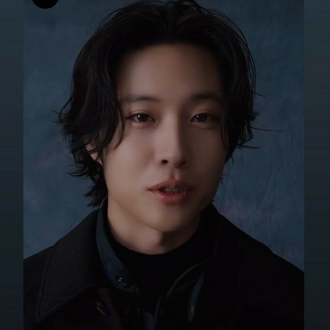 A moment captured by a fan of Lee Jongwon