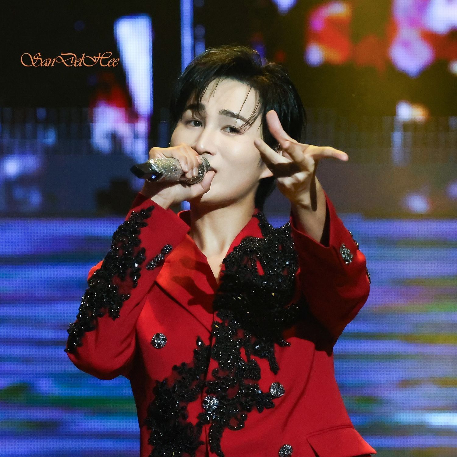 粉絲拍下的金熙栽瞬間