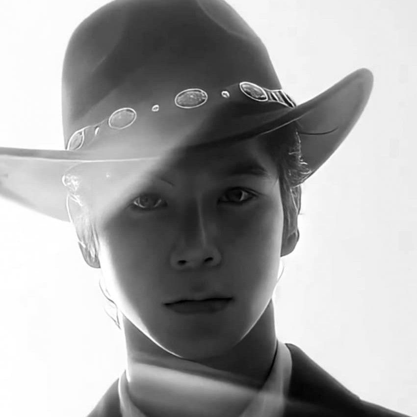 Cuplikan di balik layar dari Jeong Dongwon