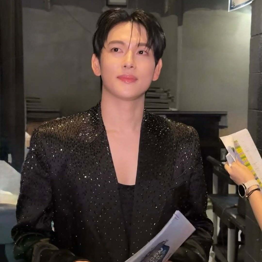 Recent activity shot of Yim Siwan