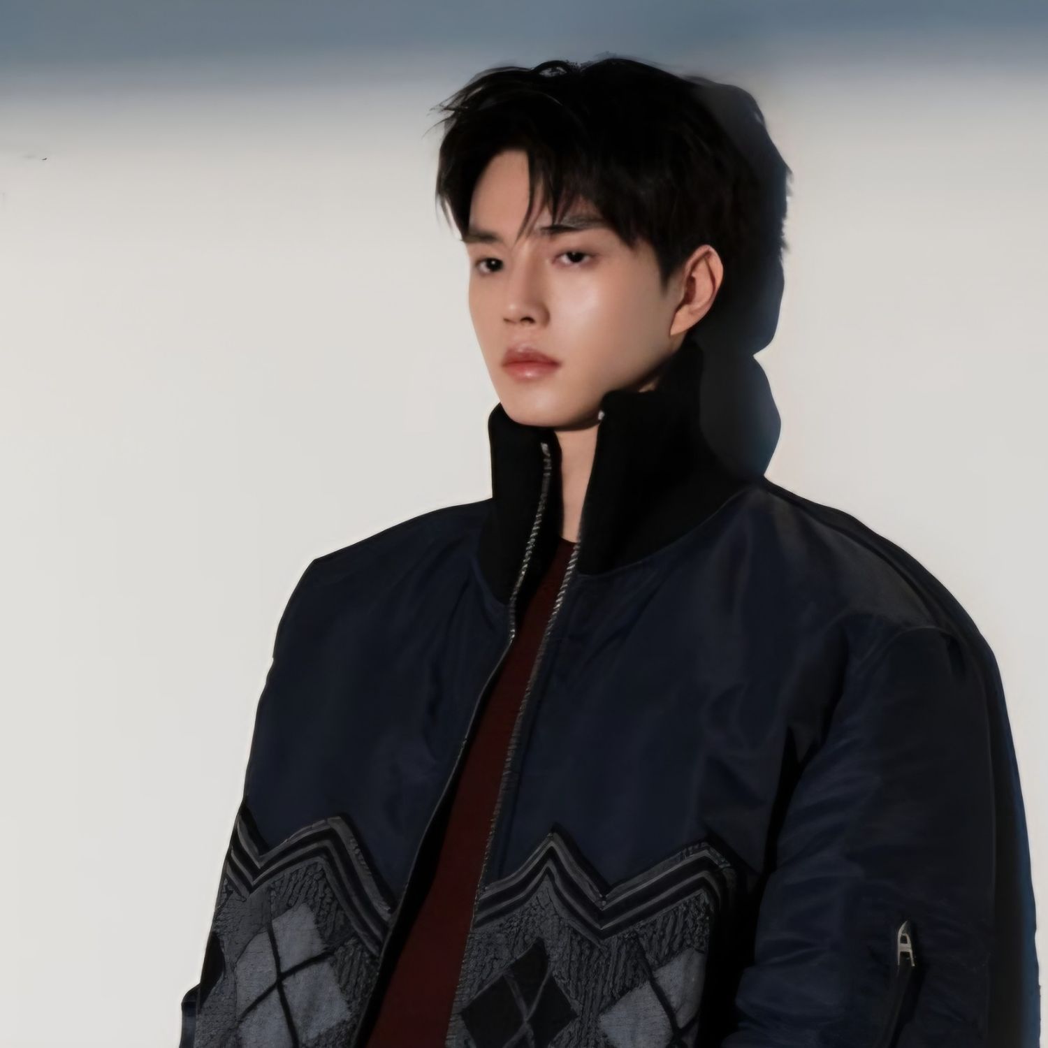 Latest photo of Song Kang