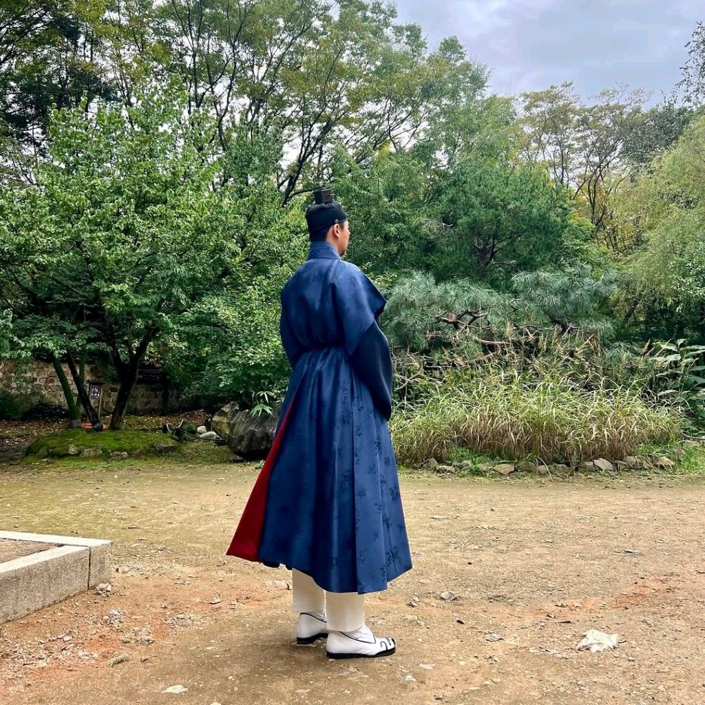 A moment captured by a fan of Kim Namgil