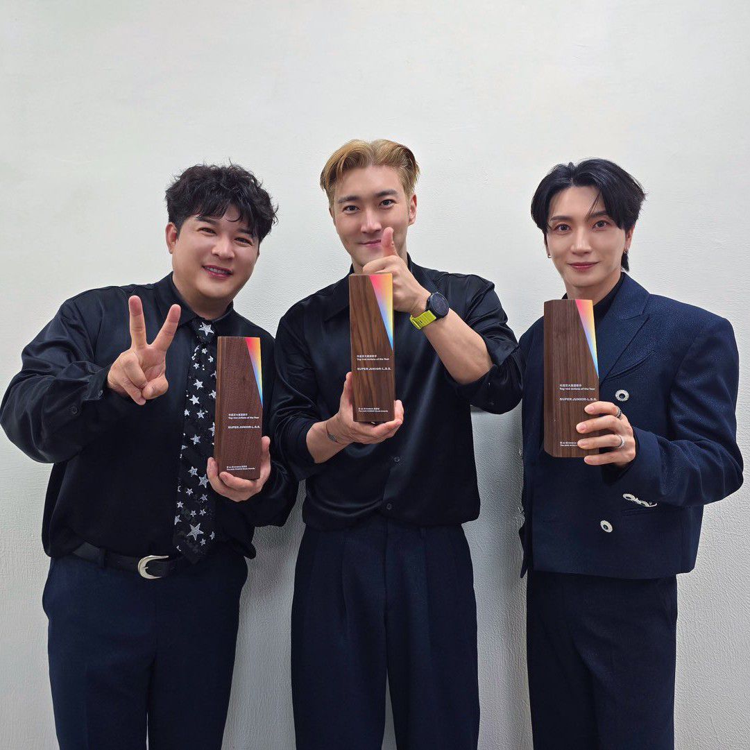 Behind-the-scenes cut of Choi Siwon
