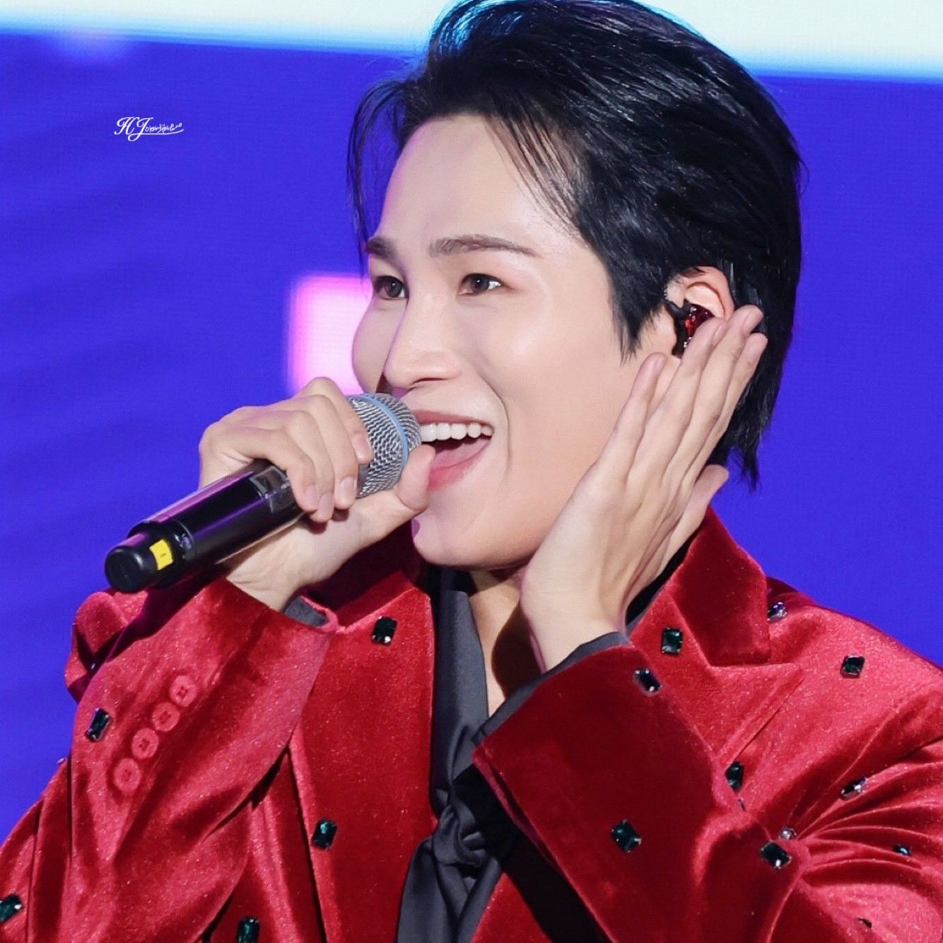 김희재의 비하인드 컷