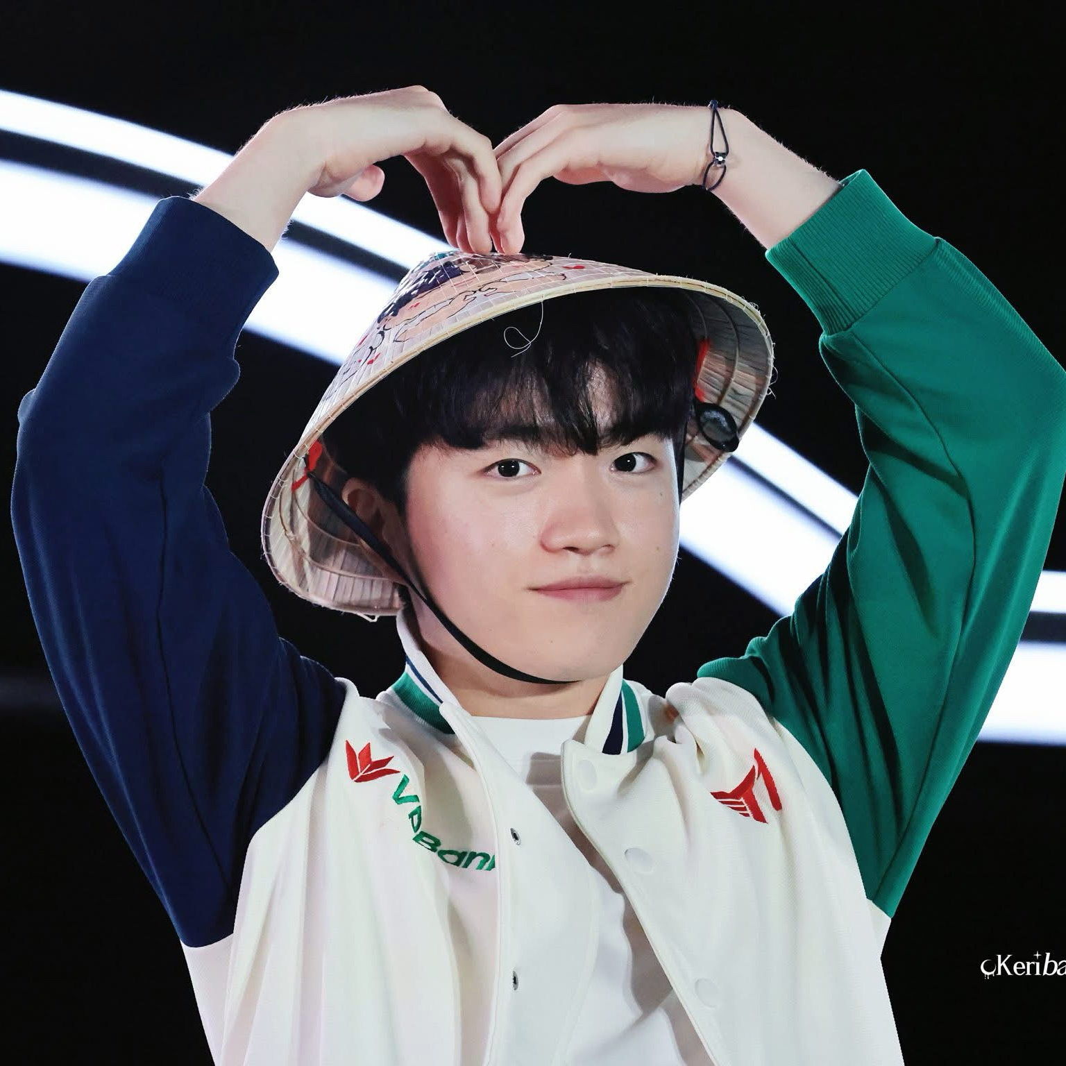 A moment captured by a fan of Keria