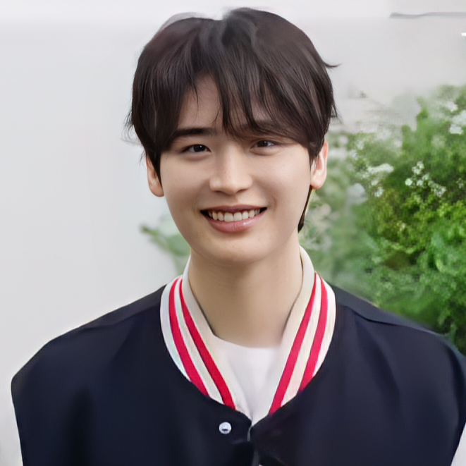 Behind-the-scenes cut of Lee Jongsuk