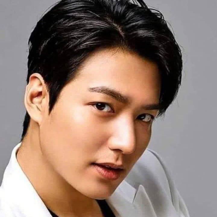 Behind-the-scenes cut of Lee Minho