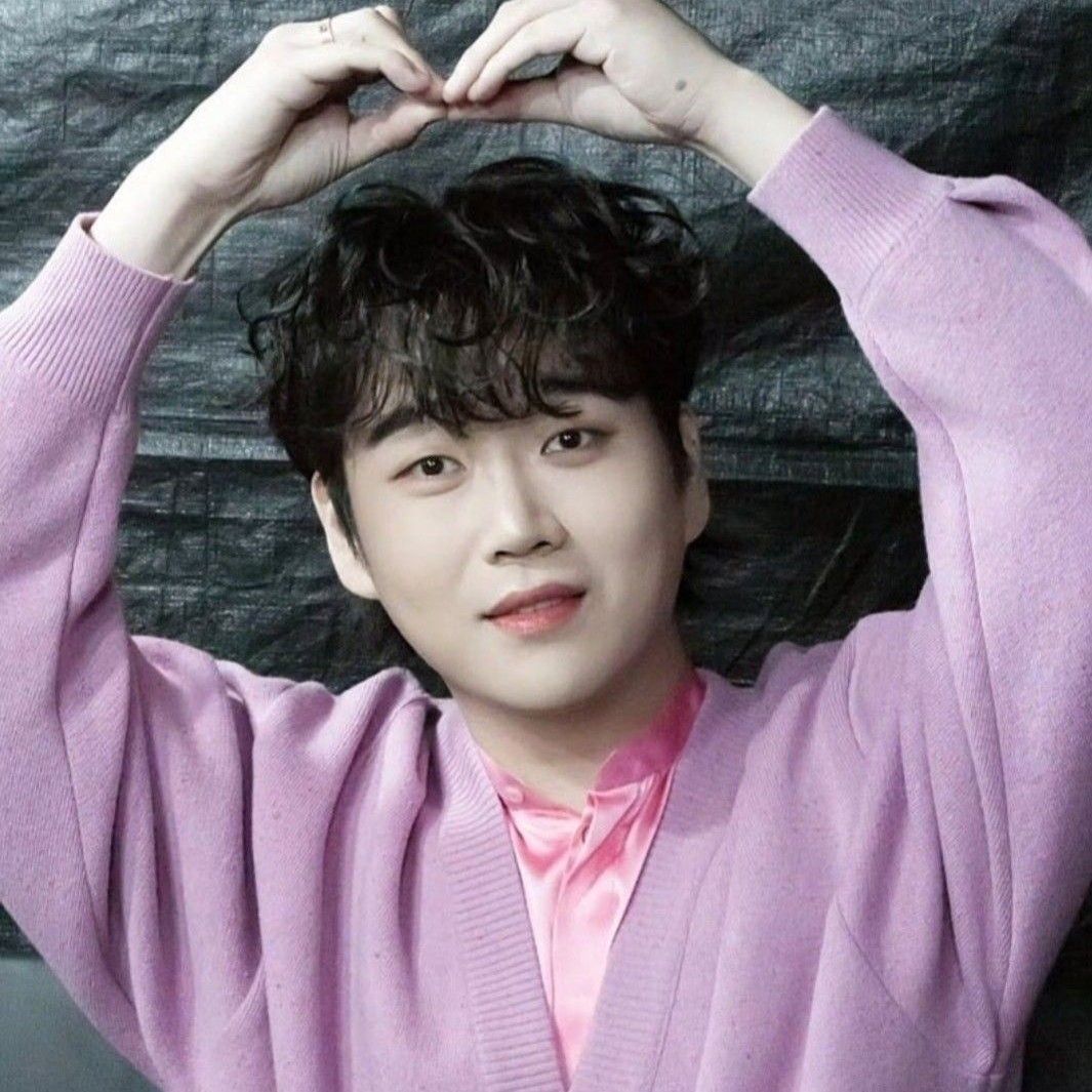 ファン・ヨンウンの最新写真