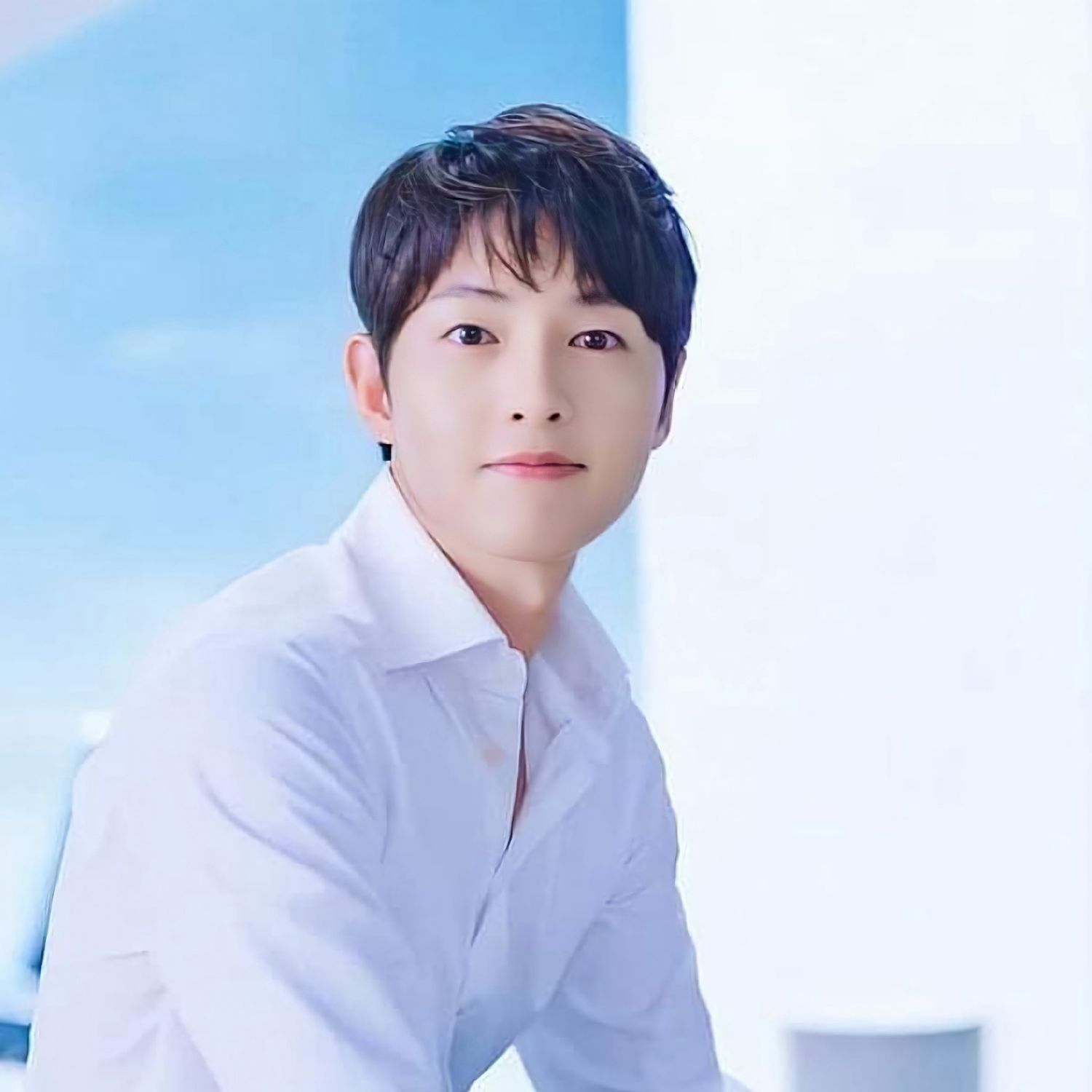 Foto kegiatan terbaru dari Song Joongki