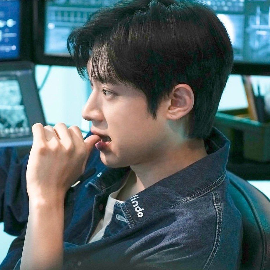 Latest photo of Kim Sungcheol