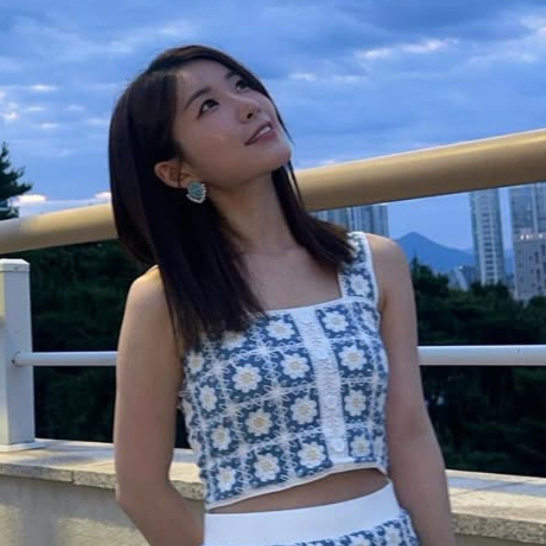 Recent activity shot of Ryu Wonjung