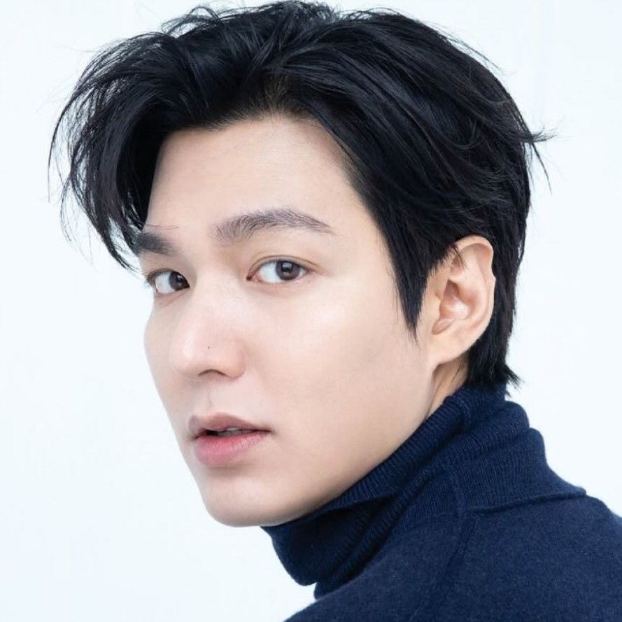 Recent activity shot of Lee Minho