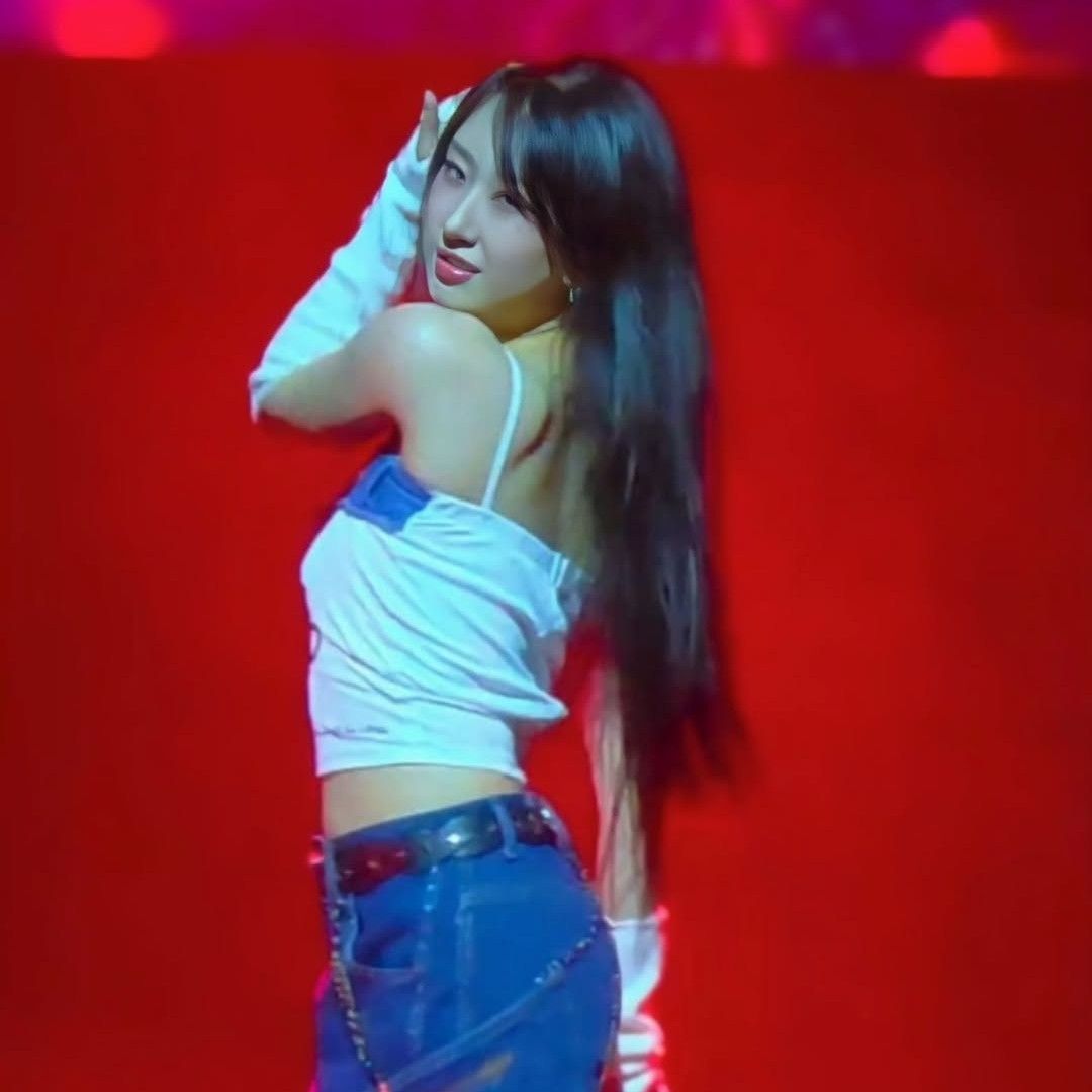 Foto kegiatan terbaru dari Jeon Yujin