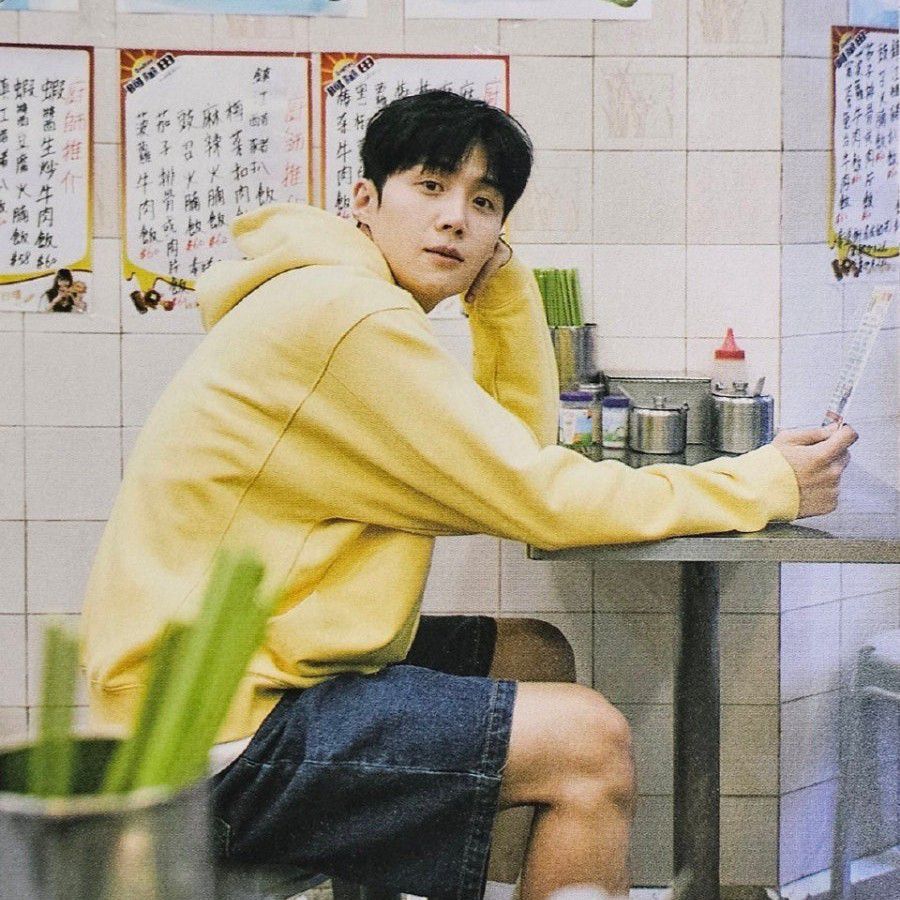 A moment captured by a fan of Kim Seonho