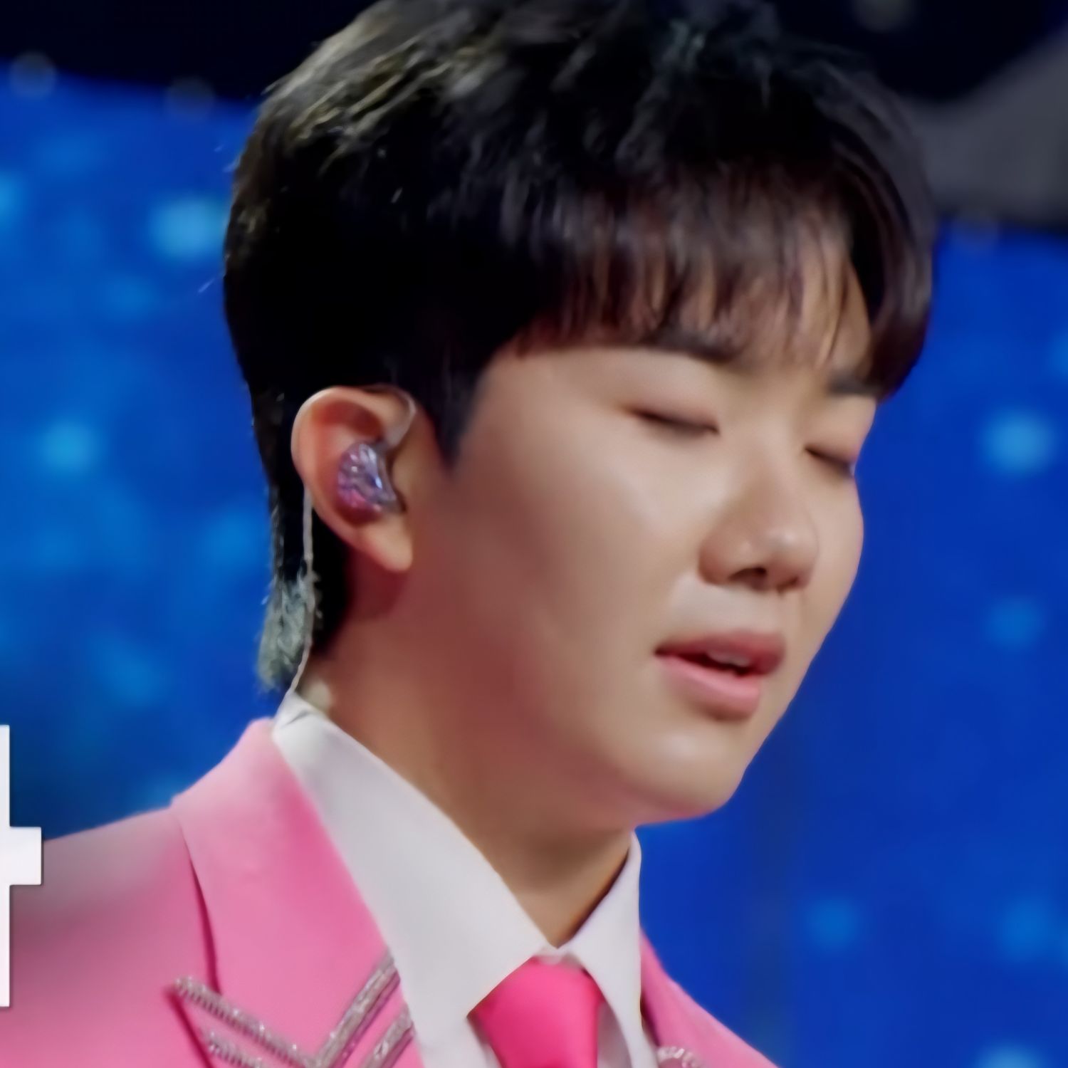 Behind-the-scenes cut of Nam Seungmin