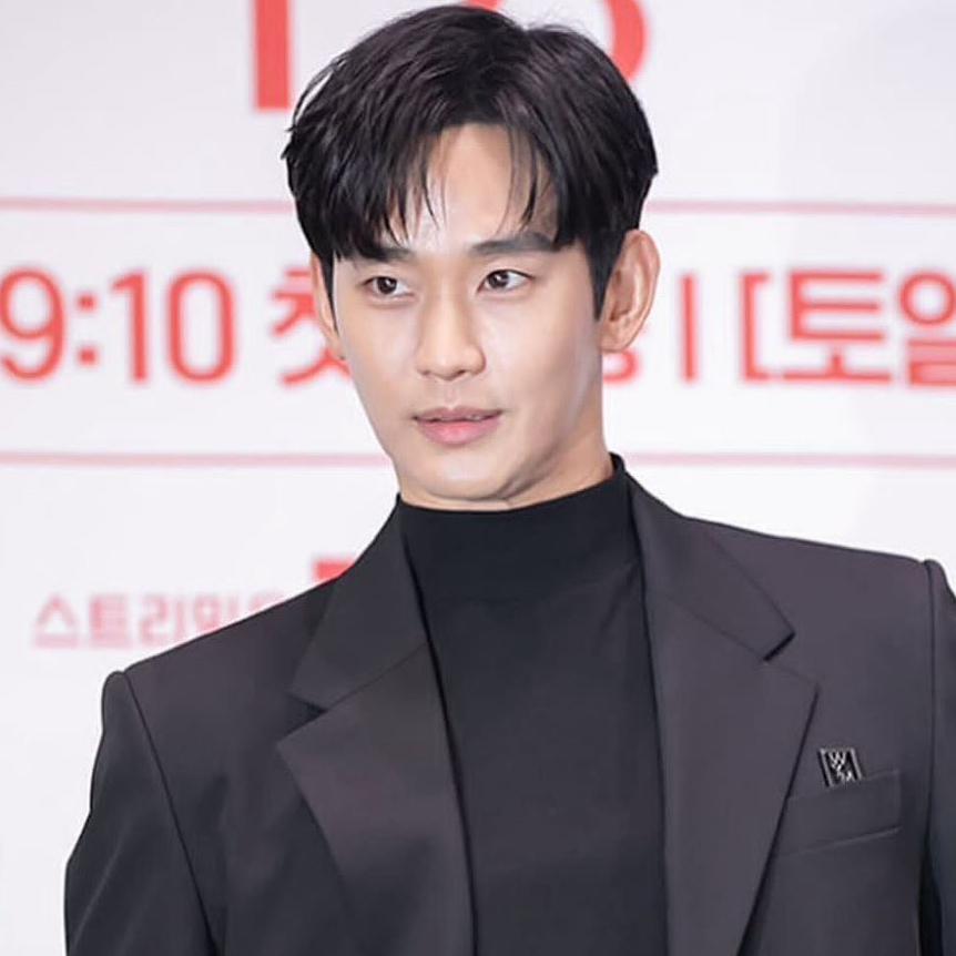 Behind-the-scenes cut of Kim Soohyun