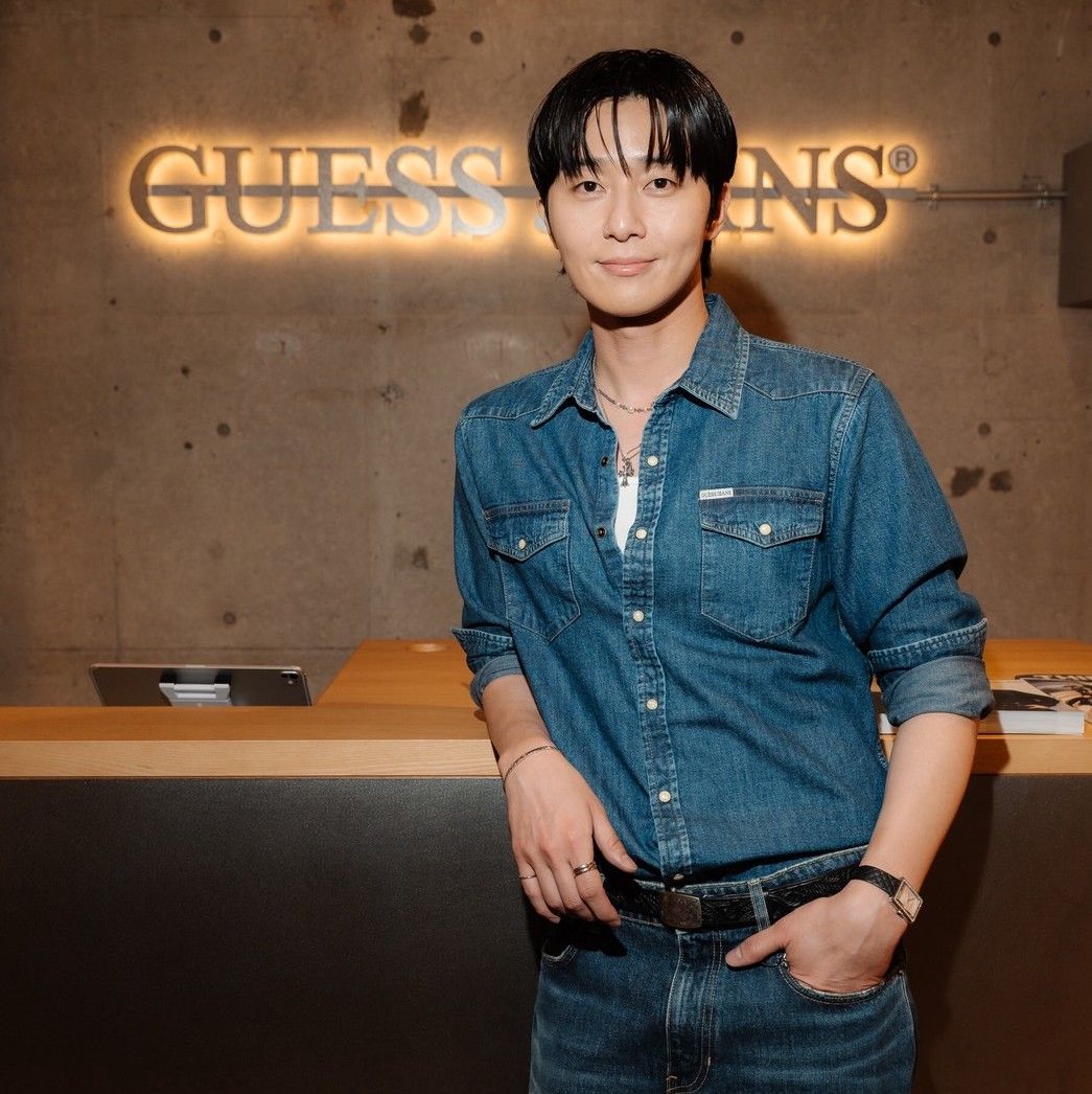 Recent activity shot of Park Seojoon