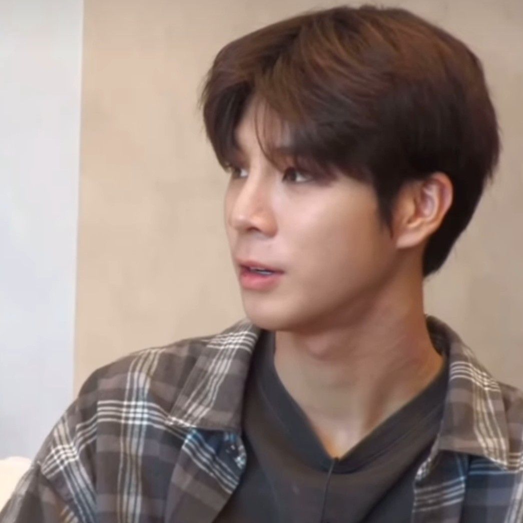 Recent activity shot of Jeong Dongwon