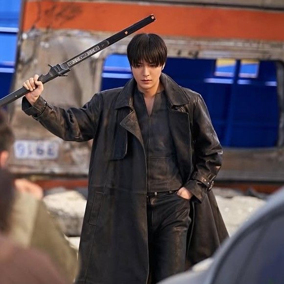 Behind-the-scenes cut of Lee Minho