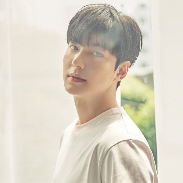 Foto terbaru dari Lee Minho