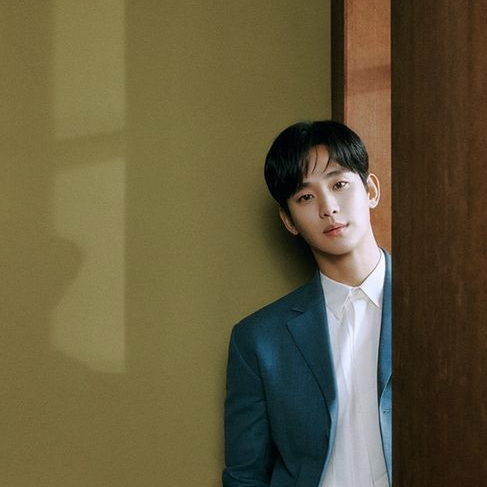 金秀賢的近期活動照