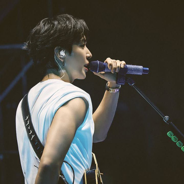 Latest photo of Jung Yonghwa