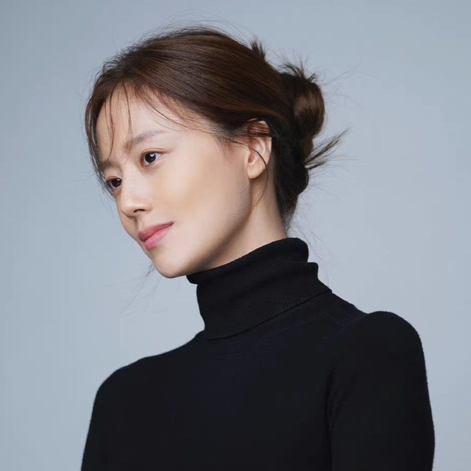 Latest photo of Moon Chaewon