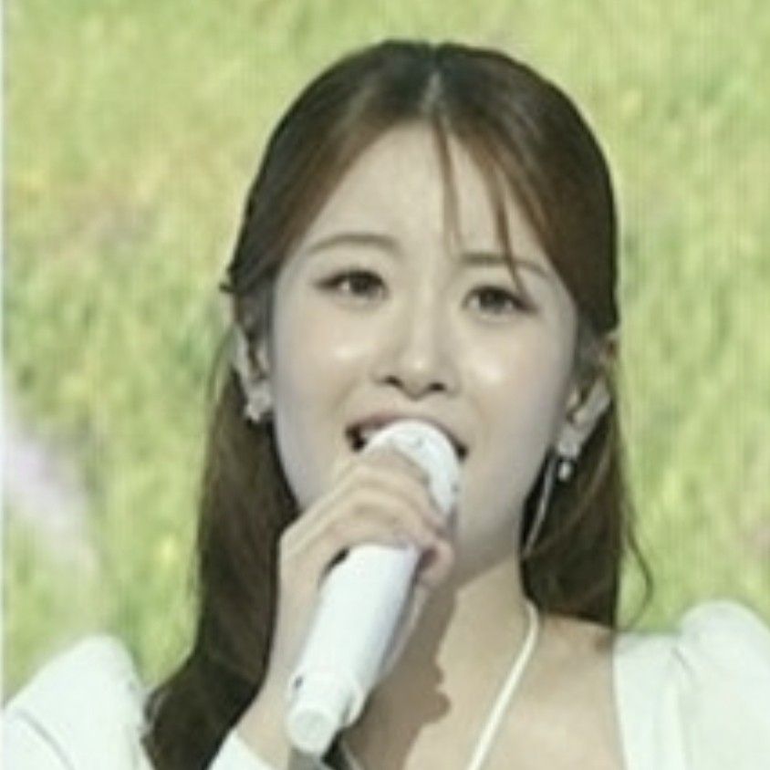 Latest photo of Oh Yujin