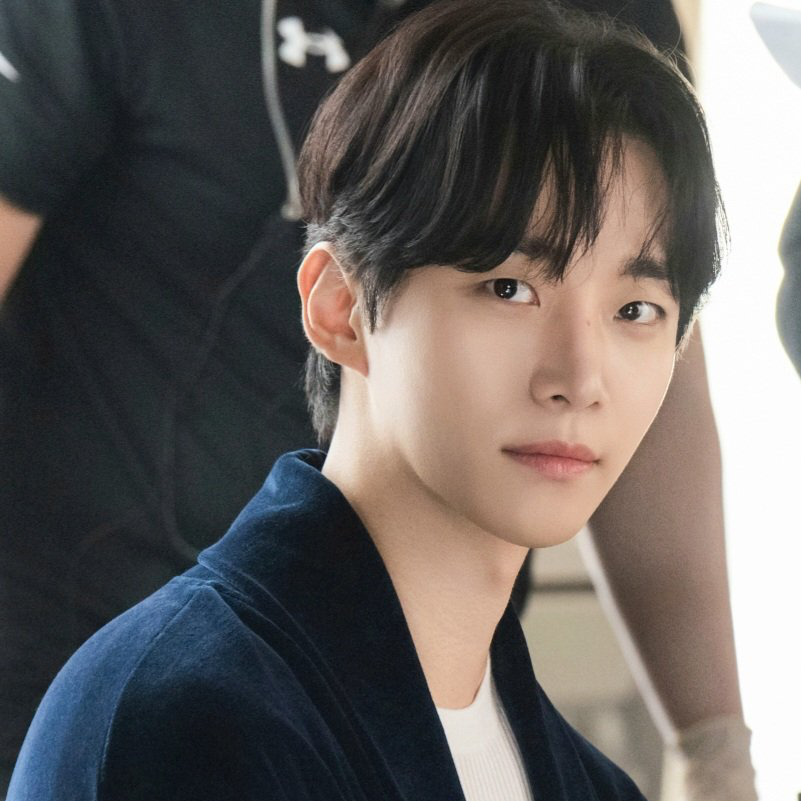 粉丝拍下的李俊昊瞬间