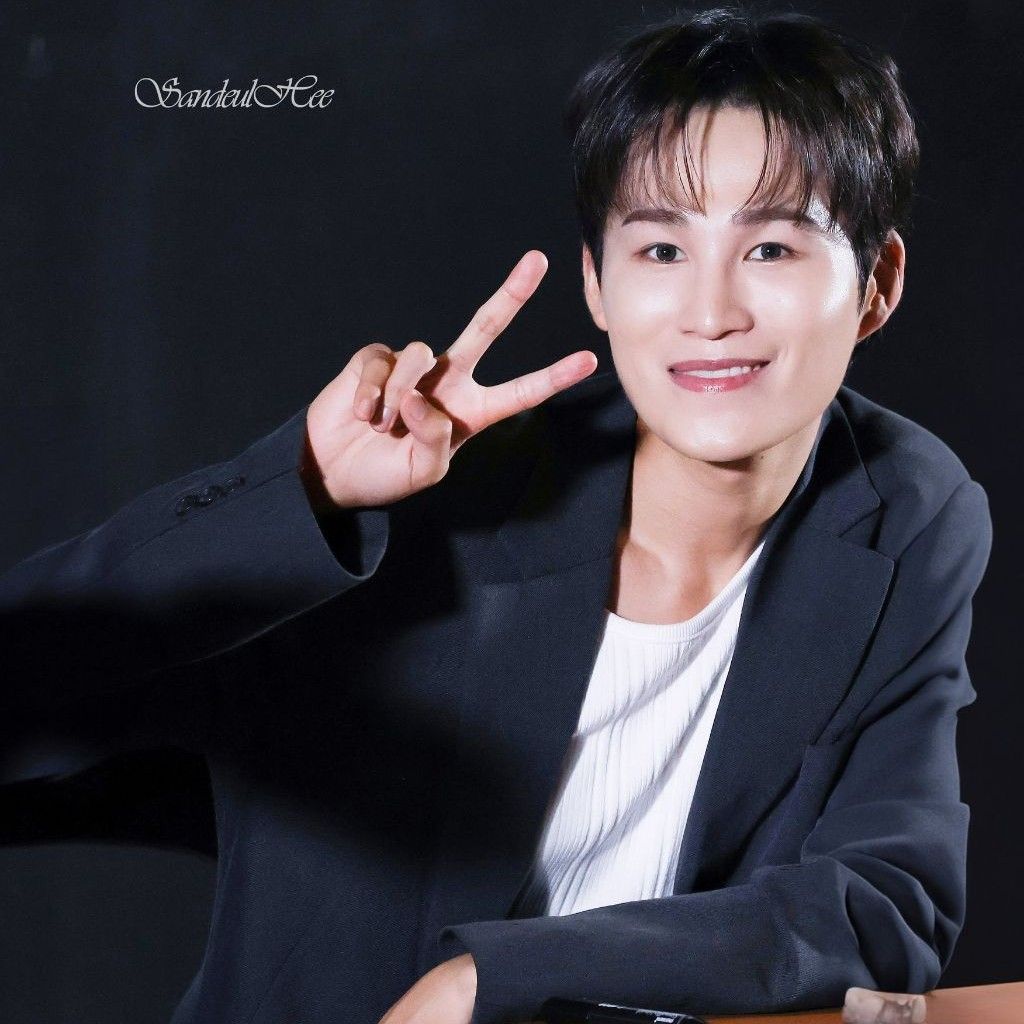 Foto kegiatan terbaru dari Kim Heejae