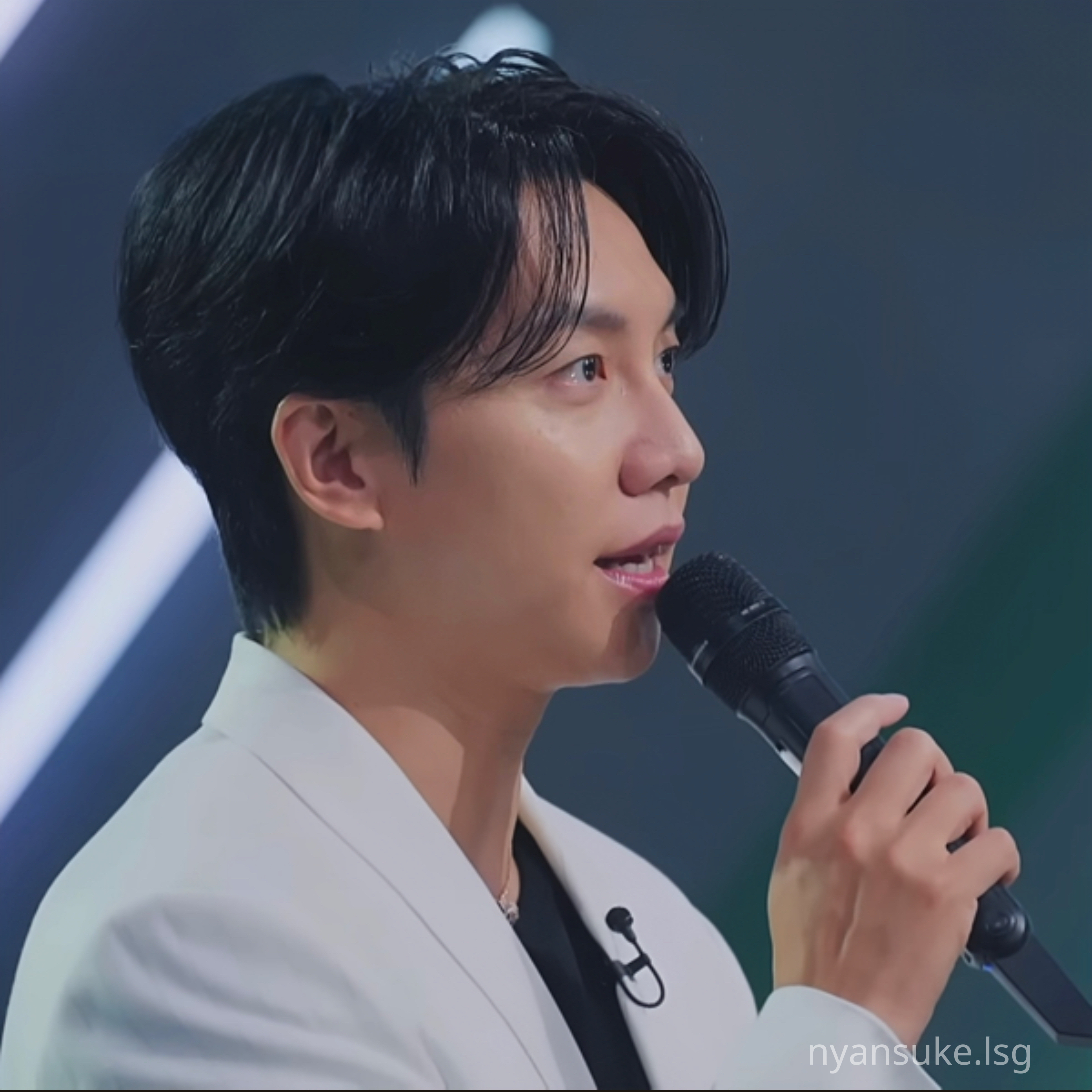 Foto kegiatan terbaru dari Lee Seunggi