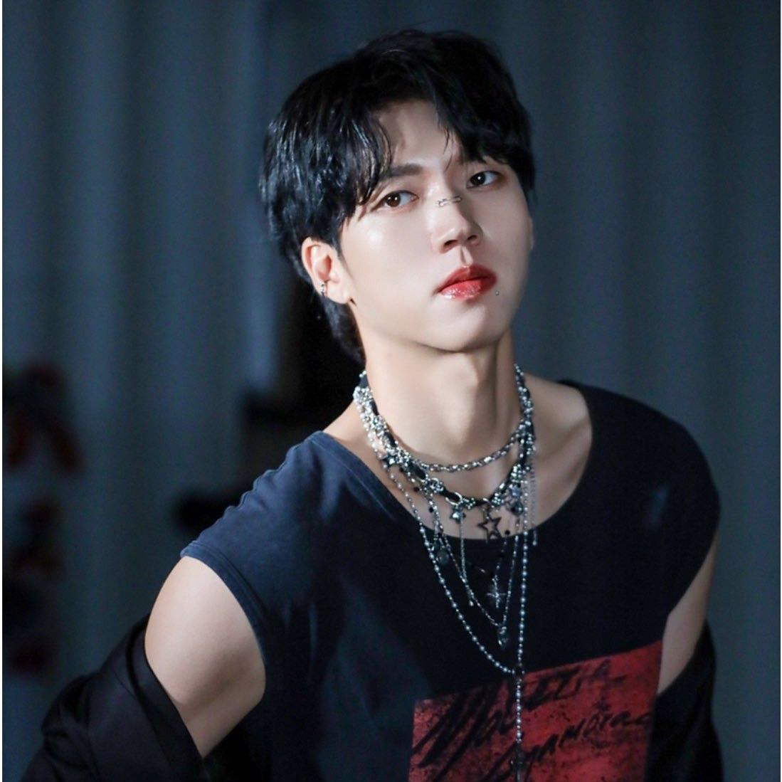 Behind-the-scenes cut of Nam Woohyun