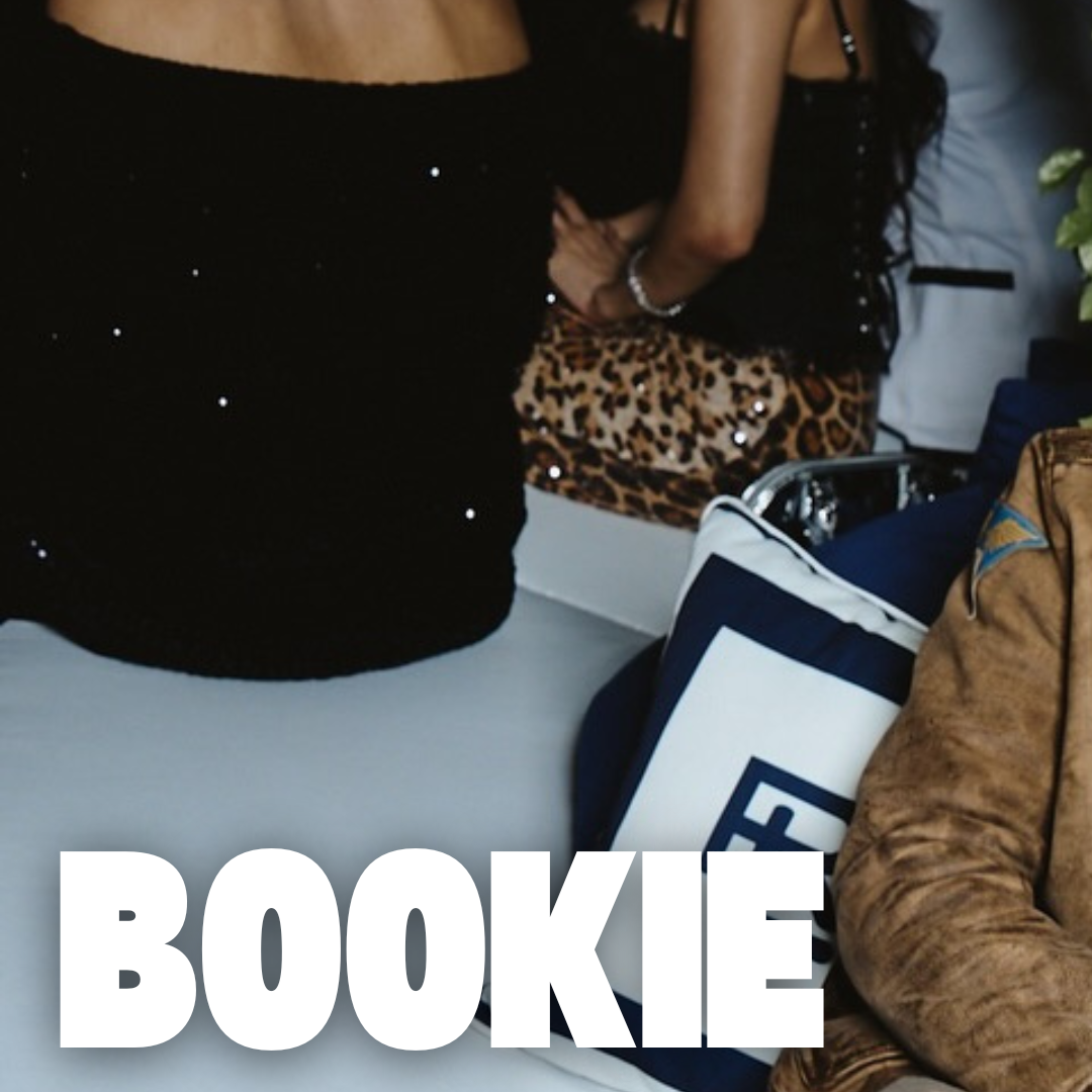 A moment captured by a fan of Book Kasidet Plookphol