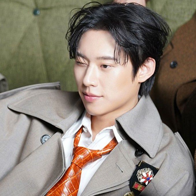 Recent activity shot of Kim Sungcheol