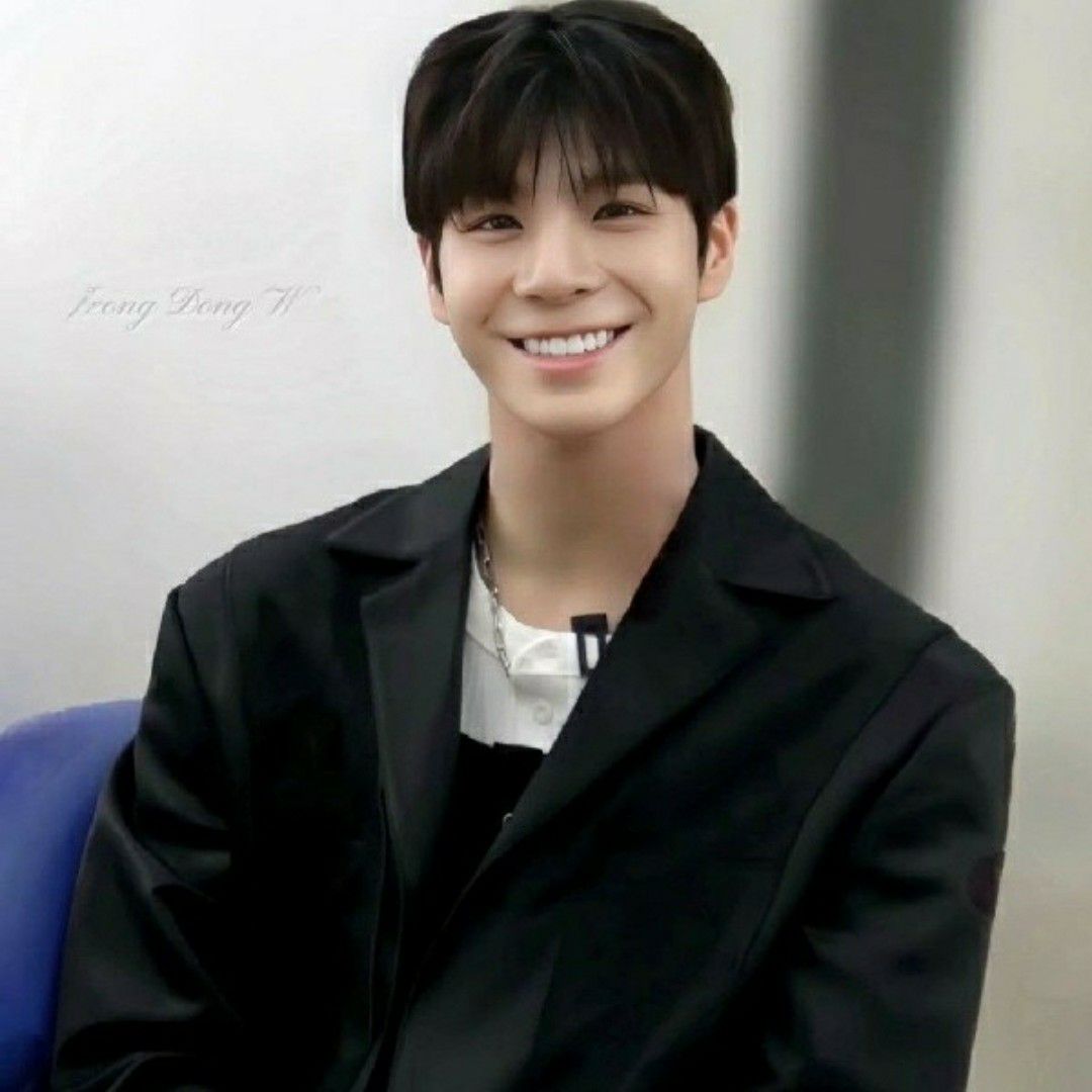 Latest photo of Jeong Dongwon