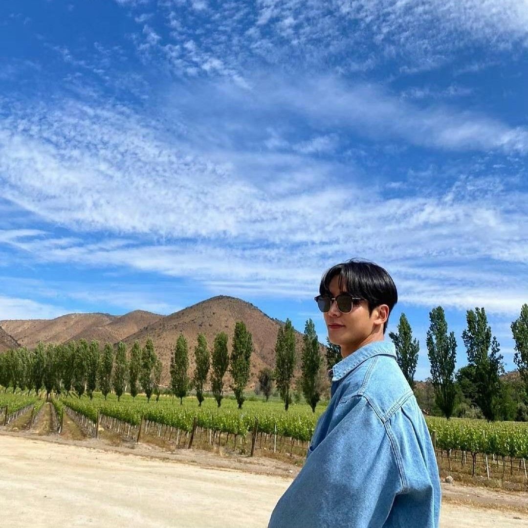 Cuplikan di balik layar dari Rowoon