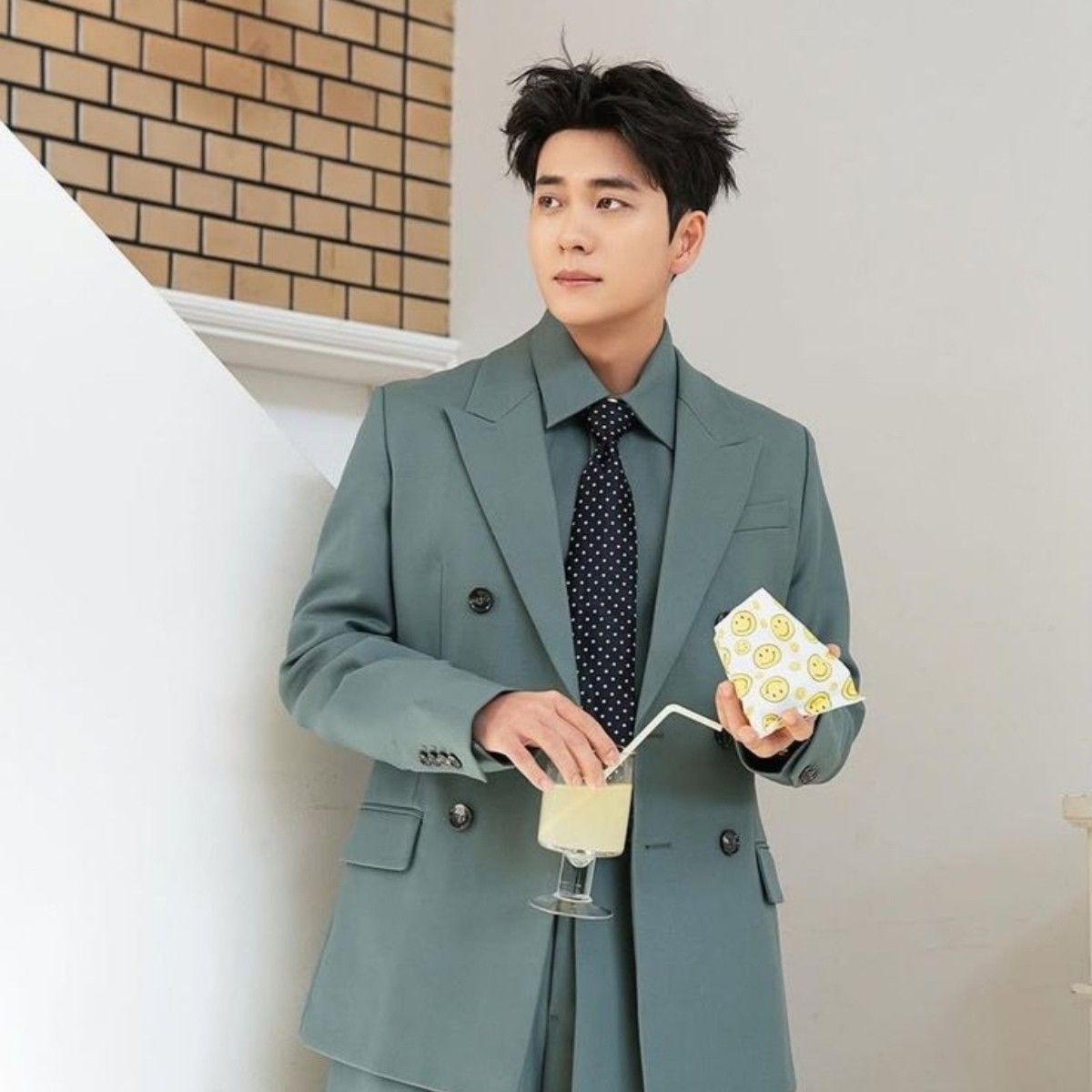 Behind-the-scenes cut of Kang Taeoh