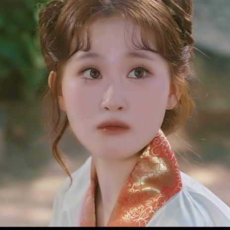 Recent activity shot of Kim Dahyun